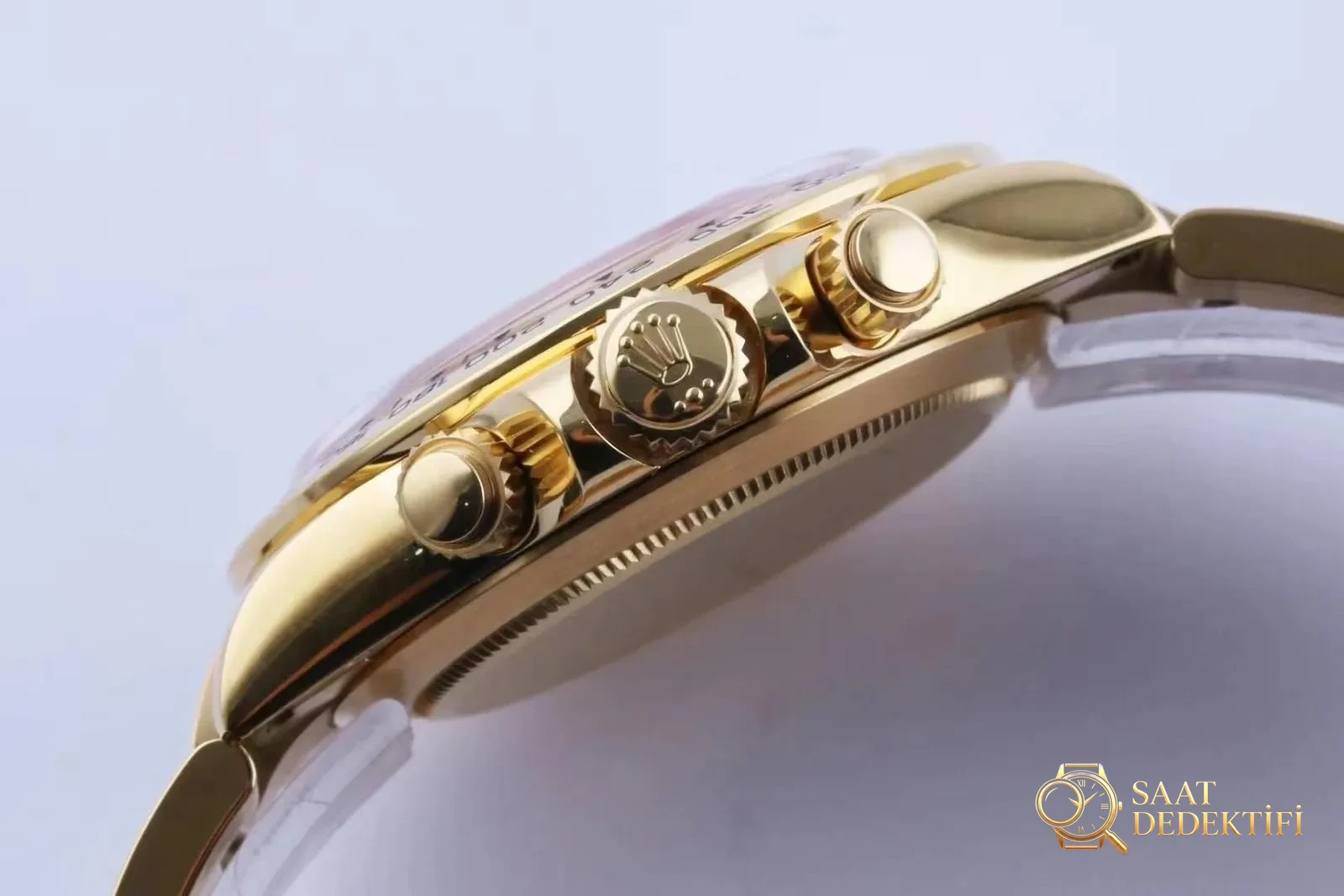 N Factory Rolex 4130 Daytona Kırmızı Ay (Blaken özel versiyonu) kaliteli mi? - Klips Kilidi ve Lazer Damgalar