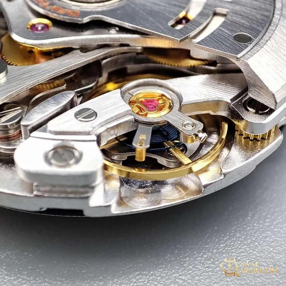 N Factory Rolex Daytona «4130» Edison Chen model altın Daytona parça inceleme - Toka İçi Mikro Ayar Mekanizması