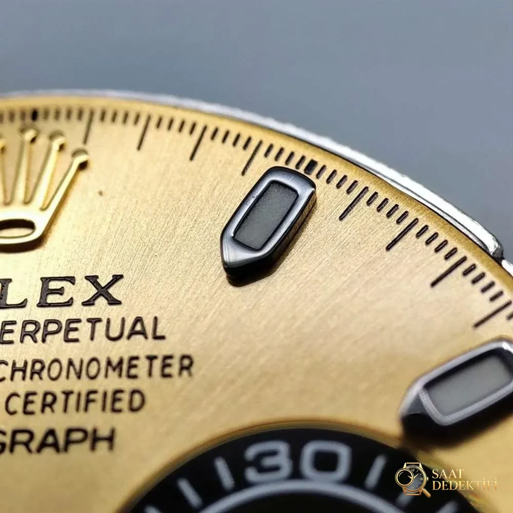 N Factory Rolex Daytona «4130» Edison Chen model altın Daytona parça inceleme - Safir Kristal Cam Eğimi ve Yansıması
