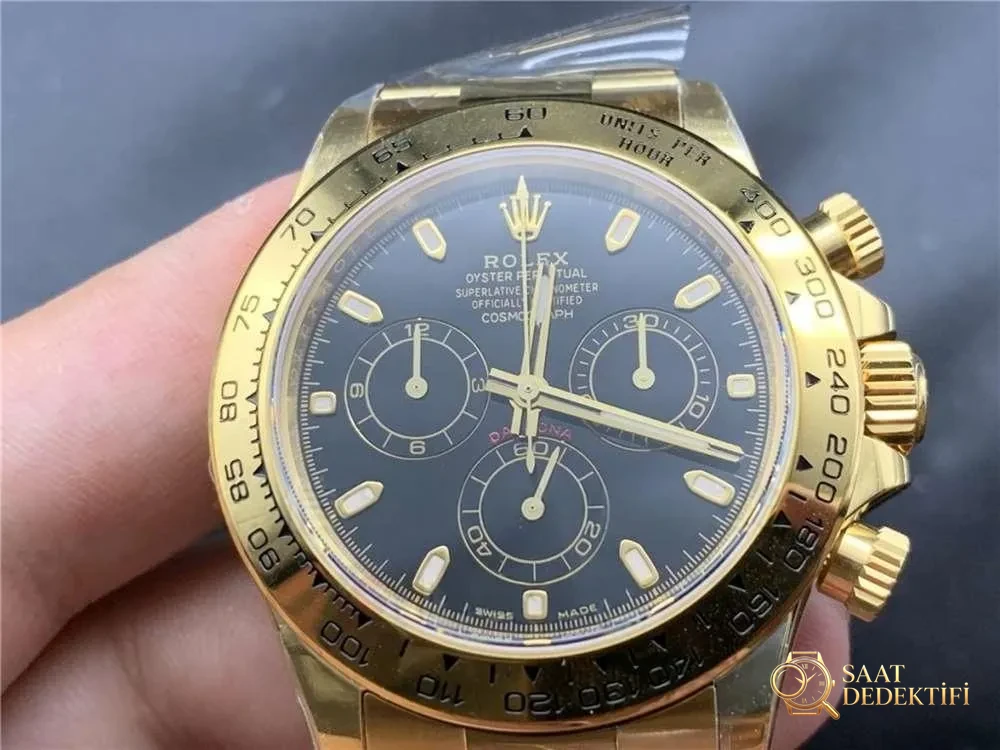 N Factory Rolex Daytona 4130 mekanizmalı «Yeşil-Altın Daytona» işçilik incelemesi - Arka Kapak Gravür ve Seri Numarası