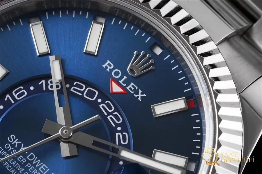 N Factory Rolex Sky-Dweller serisi m326934-0003 - Arka Kapak ve Mekanizma Detayı