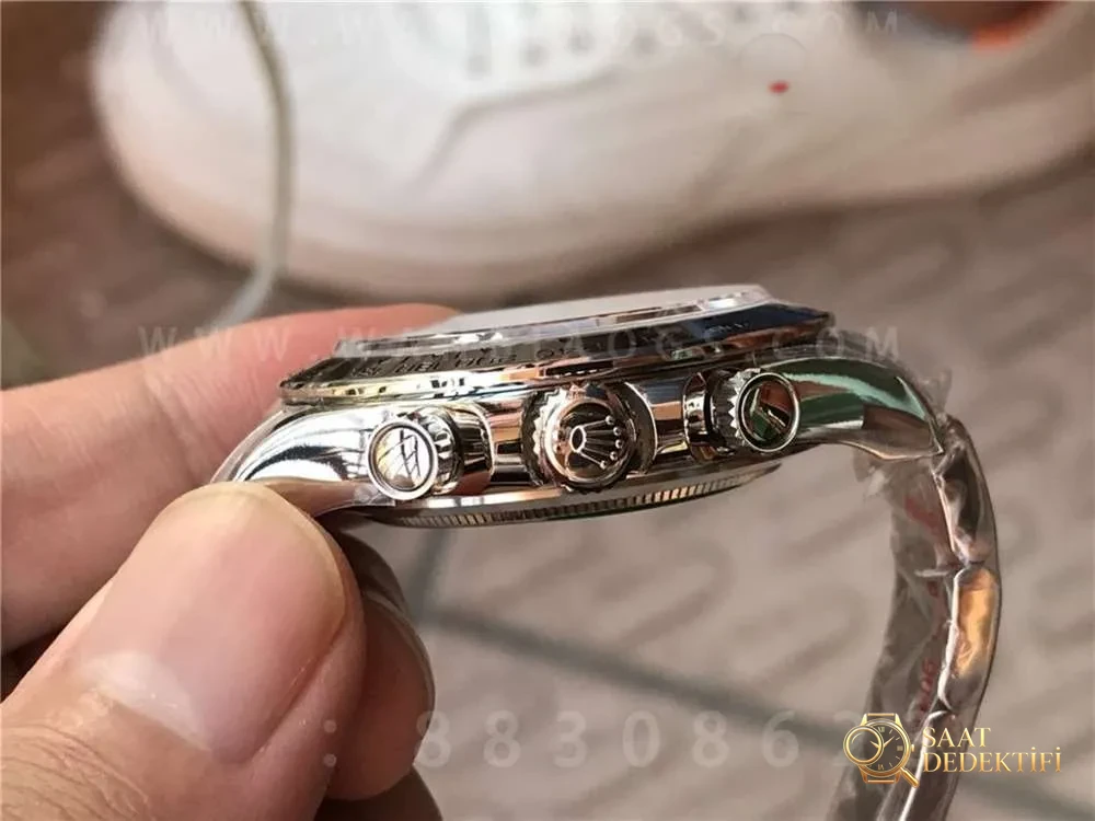 N Factory Rolex V4 Daytona 116509 «gümüş kadran kırmızı akrep-yelkovan» işçilik incelemesi - Fosfor ve Super-LumiNova Gece Görünümü
