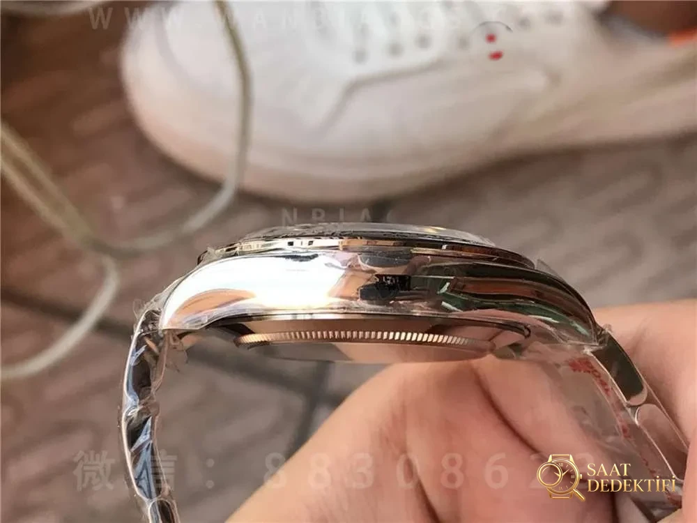 N Factory Rolex V4 Daytona 116509 «gümüş kadran kırmızı akrep-yelkovan» işçilik incelemesi - Mekanizma Zemberek ve Balans Detayı