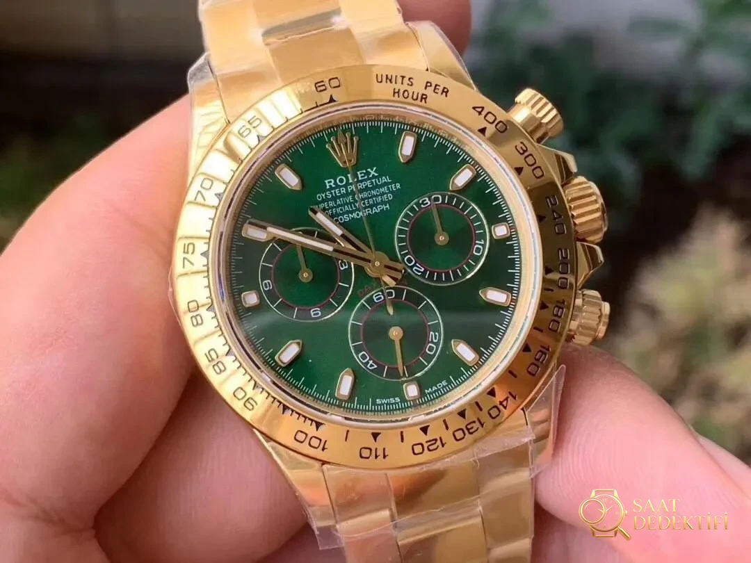 N Factory Rolex yeşil-altın Daytona 4130 mekanizmalı V3 versiyonu - Arka Kapak ve Mekanizma Detayı