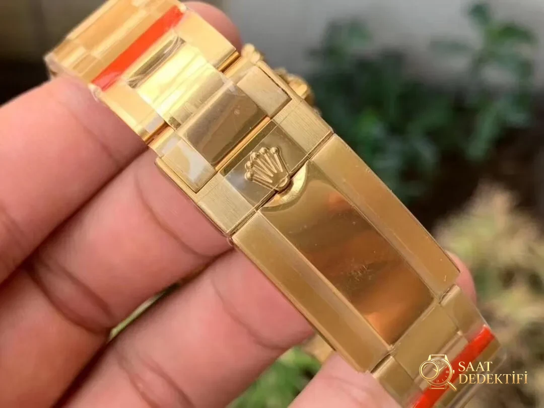 N Factory Rolex yeşil-altın Daytona 4130 mekanizmalı V3 versiyonu - Fosfor ve Super-LumiNova Gece Görünümü