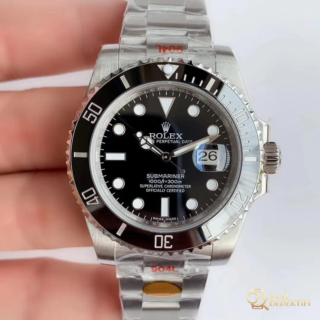 N Factory V10 versiyonu detaylı inceleme: Rolex Submariner yeşil su hayaleti siyah su hayaleti 11610 - Arka Kapak ve Mekanizma Detayı