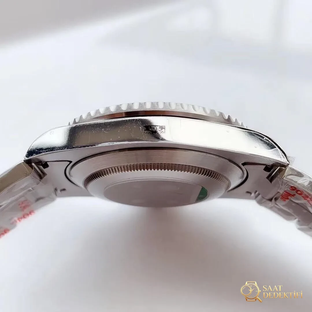 N Factory V10 versiyonu detaylı inceleme: Rolex Submariner yeşil su hayaleti siyah su hayaleti 11610 - Mekanizma Zemberek ve Balans Detayı