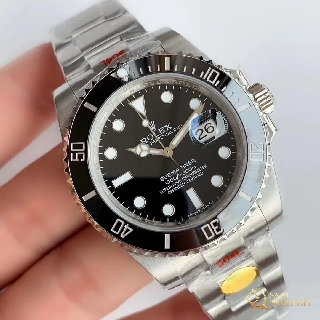 N Factory V10 versiyonu detaylı inceleme: Rolex Submariner yeşil su hayaleti siyah su hayaleti 11610 - Genel Açı ve Estetik Duruş