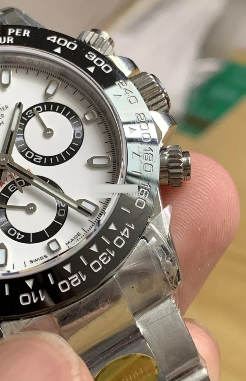 N Factory V2 Versiyonu Rolex Daytona Panda: 904 Çelik, 4130 Mekanizma ve Göze Daha Hoş Gelen Tali Kadranlar — 8. fotoğraf