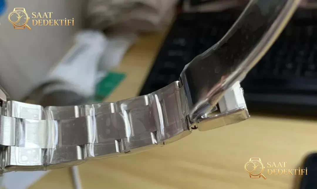 N Factory V2 Versiyonu Rolex Daytona Panda: 904 Çelik, 4130 Mekanizma ve Göze Daha Hoş Gelen Tali Kadranlar - Genel Açı ve Estetik Duruş