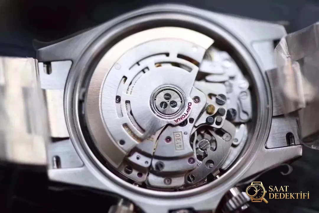 N Factory V2 Versiyonu Rolex Daytona Panda: 904 Çelik, 4130 Mekanizma ve Göze Daha Hoş Gelen Tali Kadranlar - Toka İçi Mikro Ayar Mekanizması