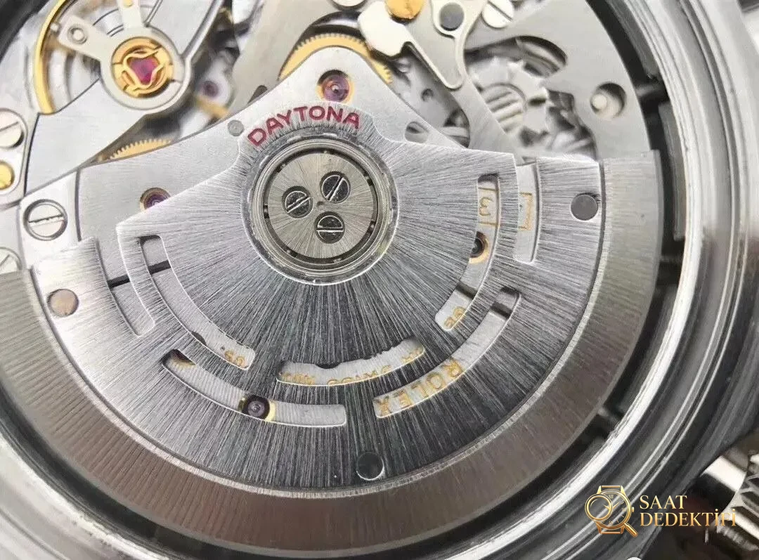 N Factory V2 Versiyonu Rolex Daytona Panda: 904 Çelik, 4130 Mekanizma ve Göze Daha Hoş Gelen Tali Kadranlar - Cam Yansıma Önleyici (AR) Kaplama