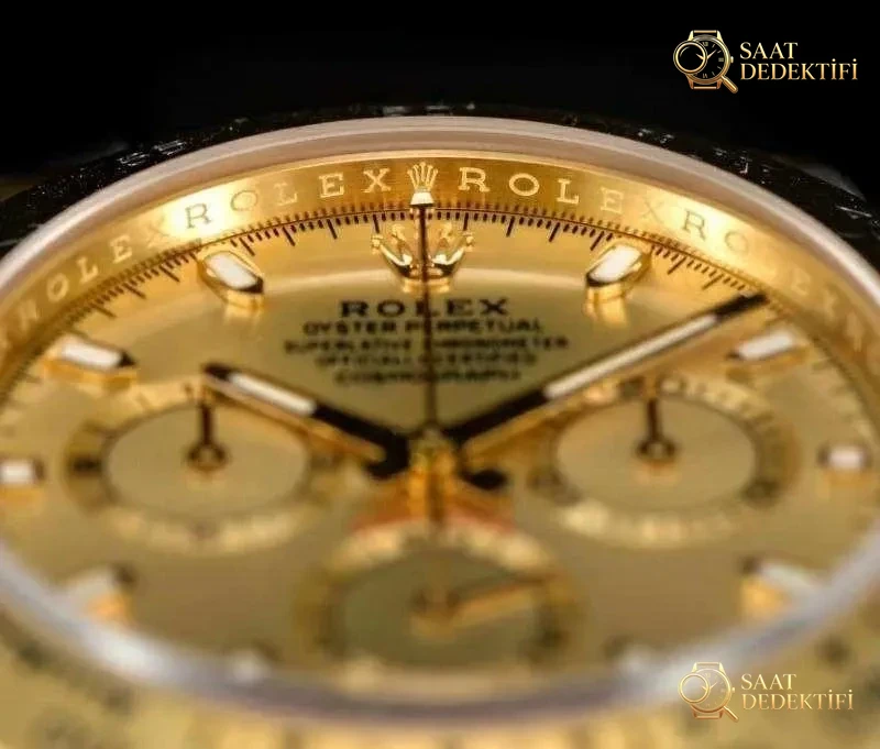 N Factory Yeni Rolex Daytona Yeşil-Altın 4130 Mekanizmalı 116508 Replika Saat İncelemesi - Fosfor ve Super-LumiNova Gece Görünümü