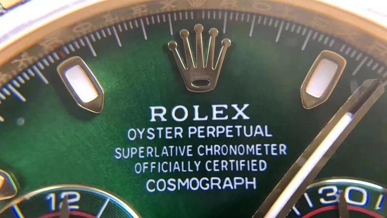 N Factory Yeni Rolex Daytona Yeşil-Altın 4130 Mekanizmalı 116508 Replika Saat İncelemesi — 10. fotoğraf