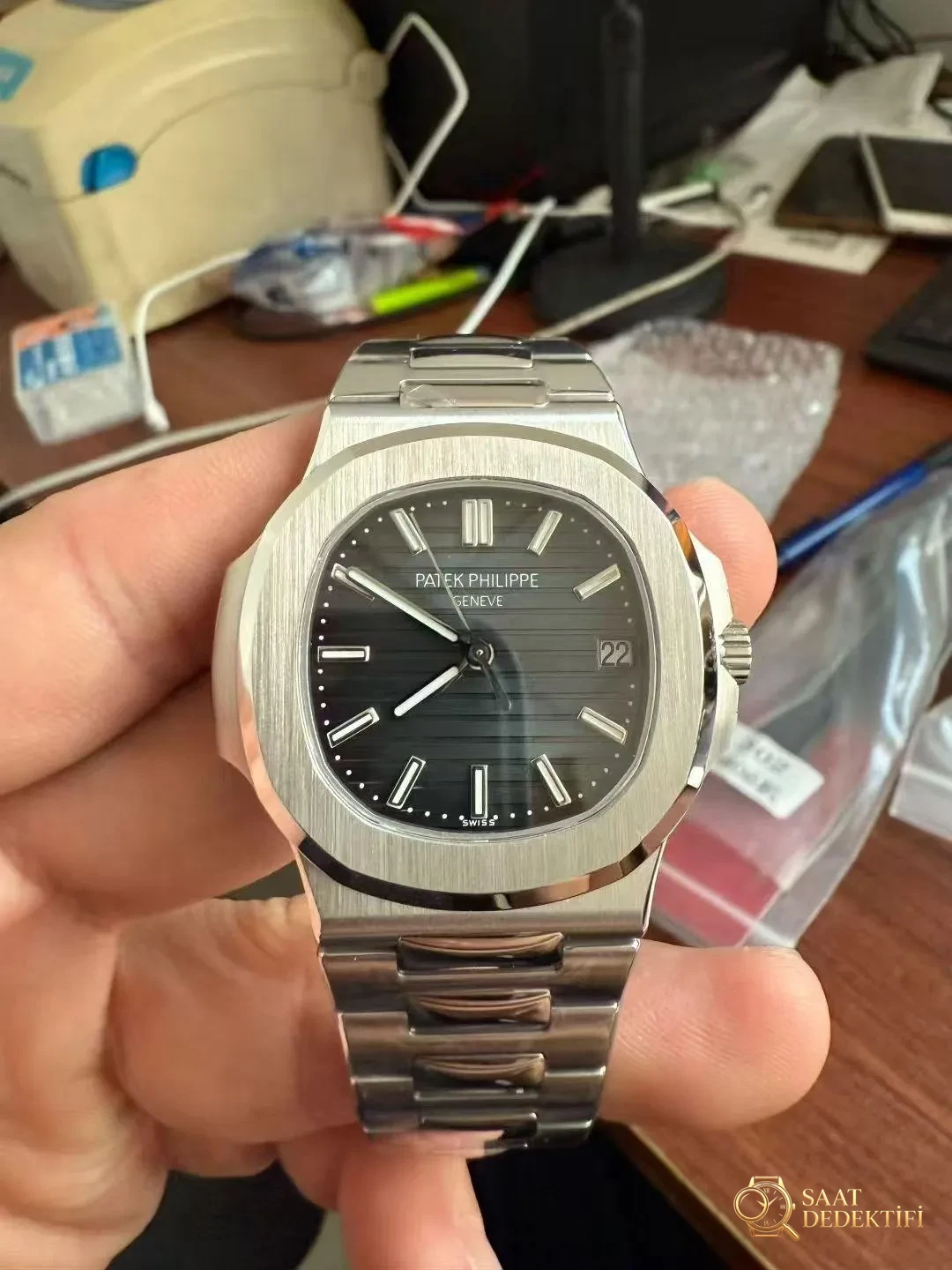 Patek Philippe Nautilus 5711 3K Factory İncelemesi - Ön Görünüm ve Kasa Tasarımı