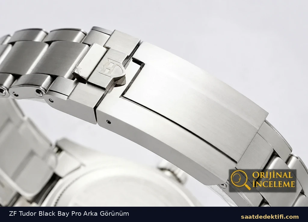 ZF Factory Tudor Black Bay Pro arka görünüm