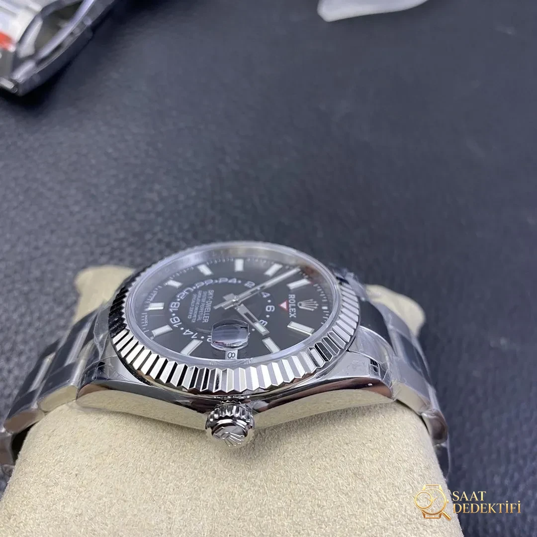 Noob fabrikası yeni Sky Dweller saatlerini yayınladı - Tepe Koruması ve Ayar Fonksiyonu