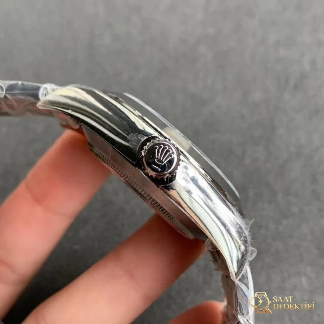 Noob fabrikasından özel fiyatlarla Rolex saatler - Bezel İçi Rehaut Gravürü ve Hizalaması