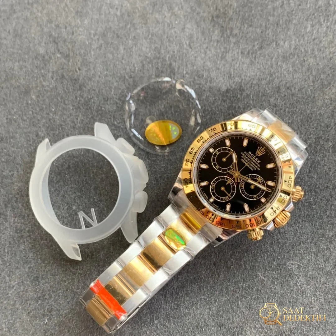 Noob fabrikasından yeni altın/çelik Daytona saatleri - Genel Açı ve Estetik Duruş