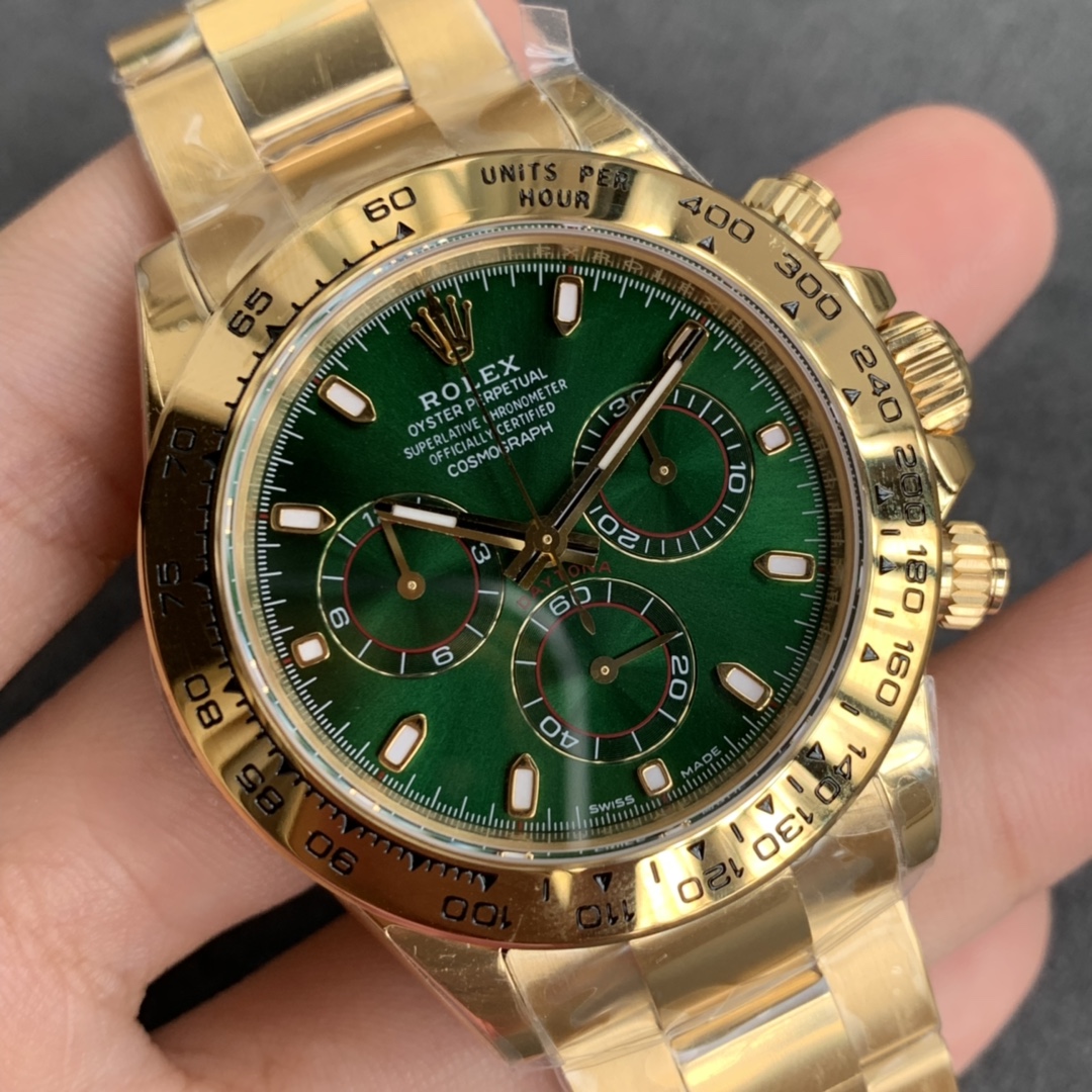 Noob Factory Replica Rolex Daytona Sarı Altın Yeşil Kadran ve Super Clone 4130 Mekanizmalı — 2. fotoğraf