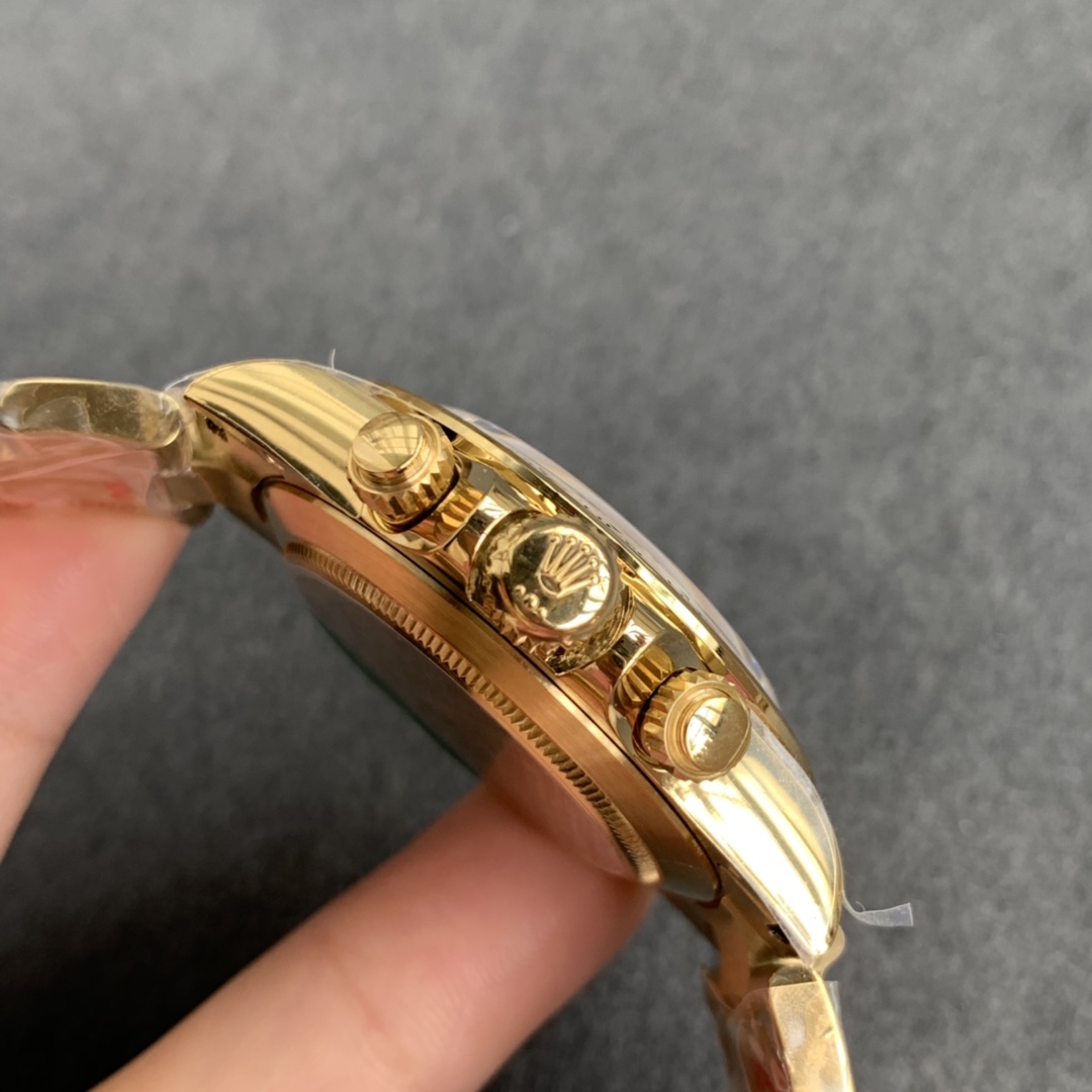 Noob Factory Replica Rolex Daytona Sarı Altın Yeşil Kadran ve Super Clone 4130 Mekanizmalı — 4. fotoğraf