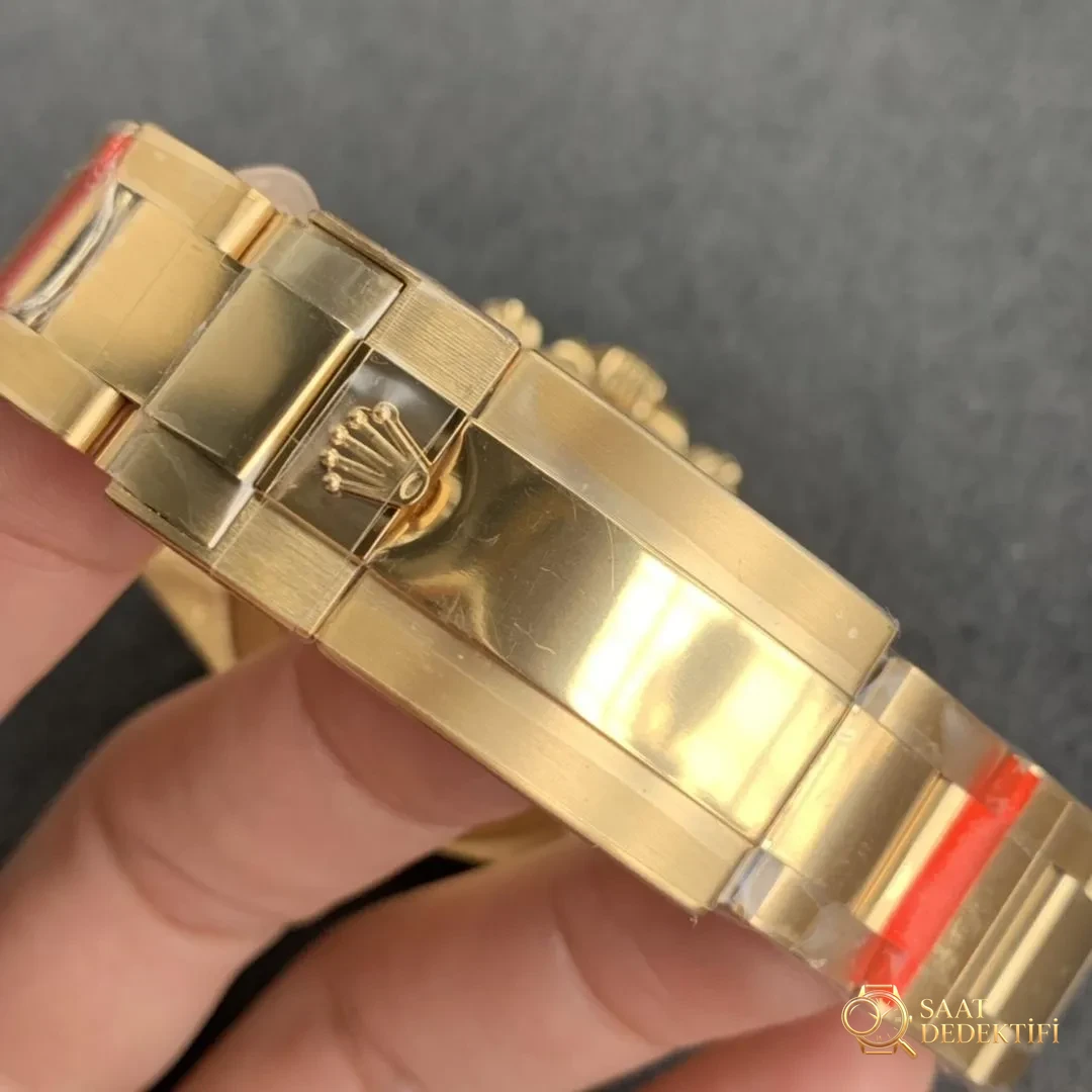 Noob Factory Replica Rolex Daytona Sarı Altın Yeşil Kadran ve Super Clone 4130 Mekanizmalı - Makro Kadran ve İndeks İşçiliği