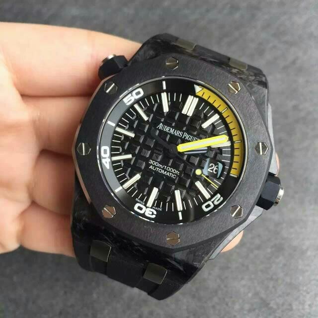 Audemars Piguet 15706 Karbon Kasa