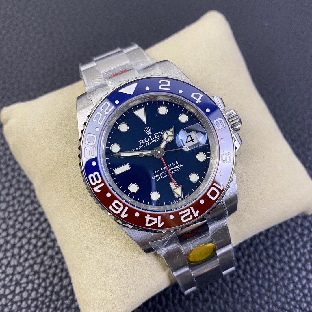 Replika Rolex GMT-Master Mavi Kırmızı Bezel