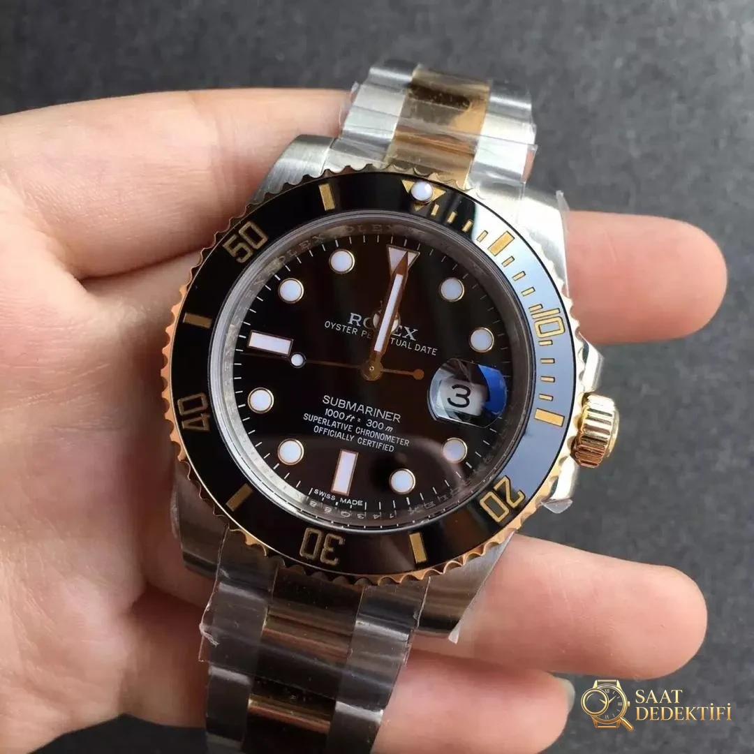 Replica Rolex Submariner 116613LN Two Colors