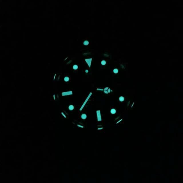Replika Rolex Submariner 116613LN Kadran Lume