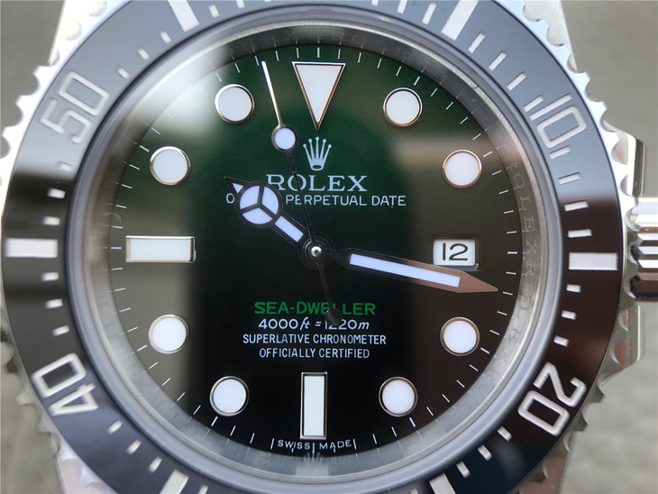 Rolex Yeşil Sea-Dweller Replika