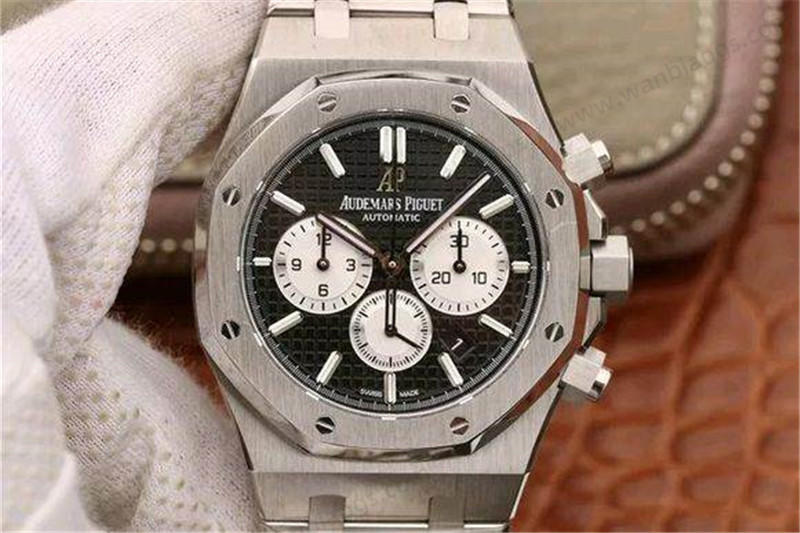 OM Factory Audemars Piguet AP26331 panda kadran saat incelemesi — 1. fotoğraf