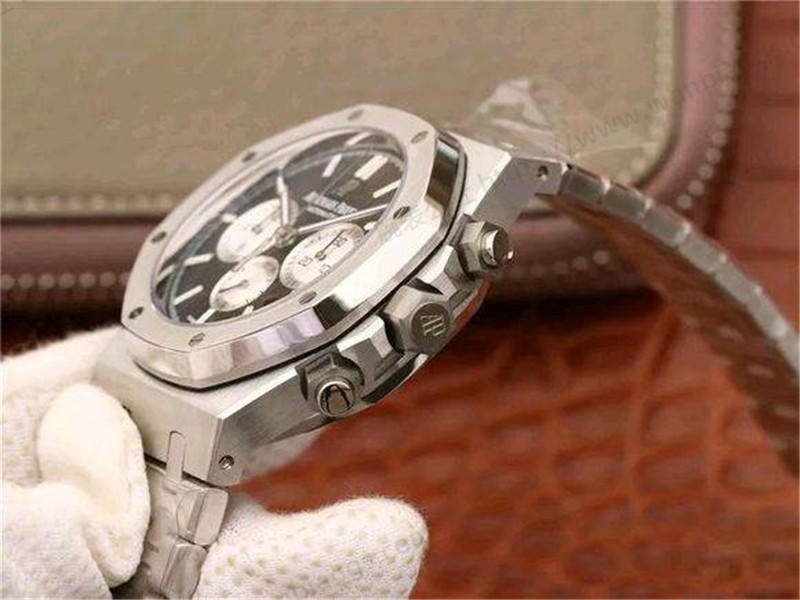 OM Factory Audemars Piguet AP26331 panda kadran saat incelemesi — 4. fotoğraf