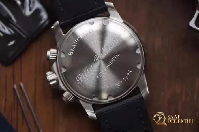 OM Factory Blancpain Fifty Fathoms 5085F çok fonksiyonlu dalış saati - orijinal karşılaştırmalı inceleme - Fosfor ve Super-LumiNova Gece Görünümü
