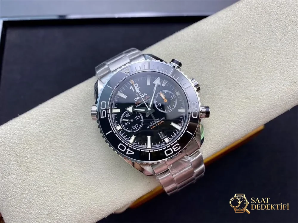 OM Factory Omega Seamaster Planet Ocean 600 V3 kronograf mekanik saatin kalitesi iyi mi? - Arka Kapak ve Mekanizma Detayı
