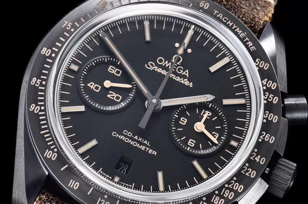 OM Factory Omega Speedmaster "Dark Side of the Moon" Vintage Siyah Seramik Saat — Orijinalle Karşılaştırmalı İnceleme — 17. fotoğraf