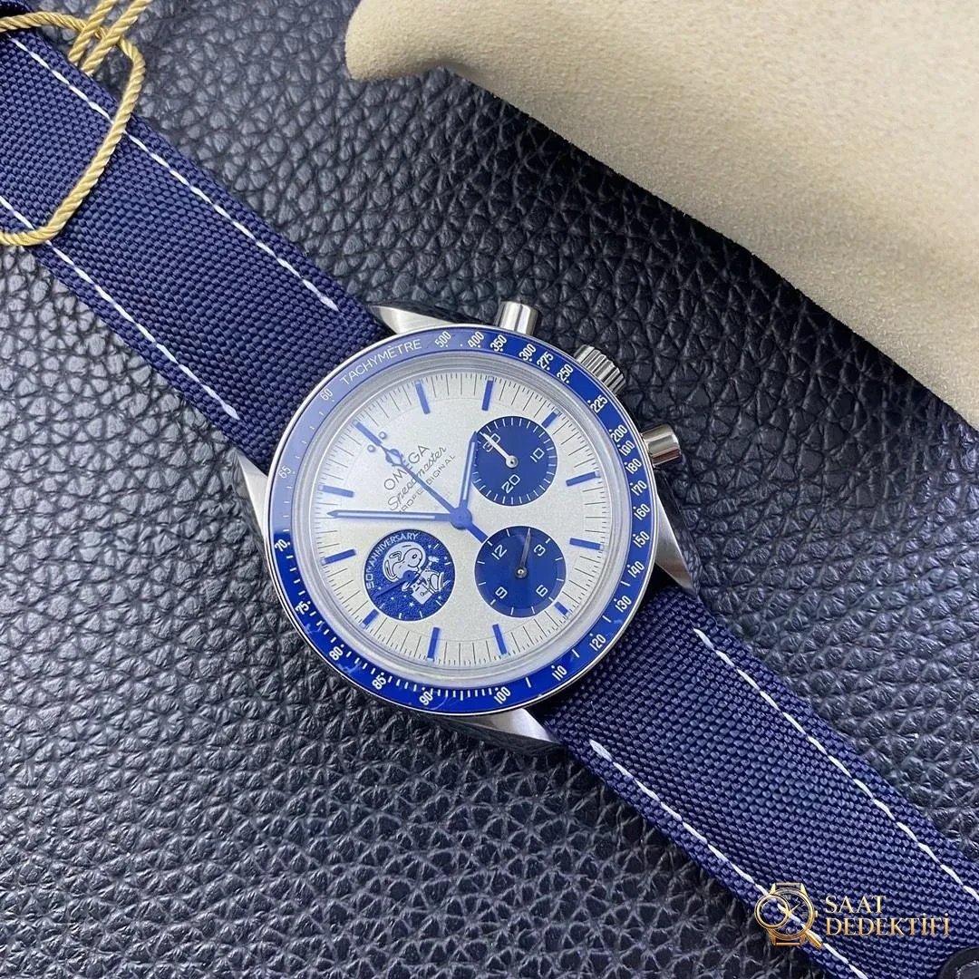 A Brief Look at the Workmanship of the OM Factory Omega Speedmaster Snoopy 50th Anniversary Model - Bracelet, Clasp and Clip Mechanism