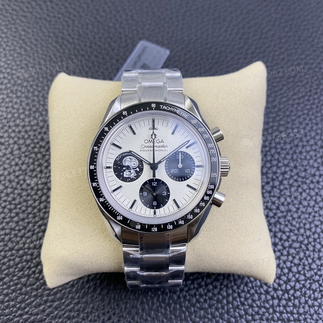OM Factory Omega Speedmaster Snoopy 50. Yıl Modelinin İşçiliğine Kısa Bir Bakış — 6. fotoğraf