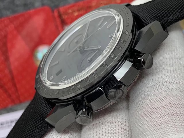 OM Factory Replica Omega Speedmaster Dark Side of the Moon “Black” Clone 9300 Mekanizmalı — 8. fotoğraf