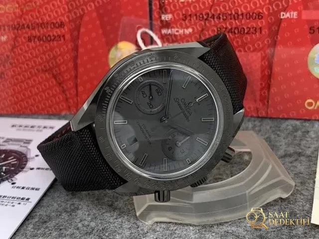 OM Factory Replica Omega Speedmaster Dark Side of the Moon “Black” Clone 9300 Mekanizmalı - Mekanizma Zemberek ve Balans Detayı