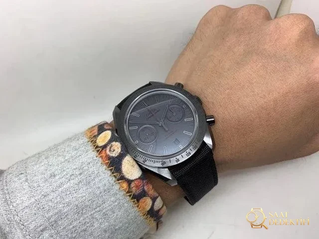 OM Factory Replica Omega Speedmaster Dark Side of the Moon “Black” Clone 9300 Mekanizmalı - Toka İçi Mikro Ayar Mekanizması