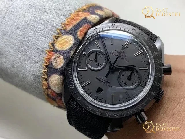 OM Factory Replica Omega Speedmaster Dark Side of the Moon “Black” Clone 9300 Mekanizmalı - Kadran İbreleri ve Saniye Akışı