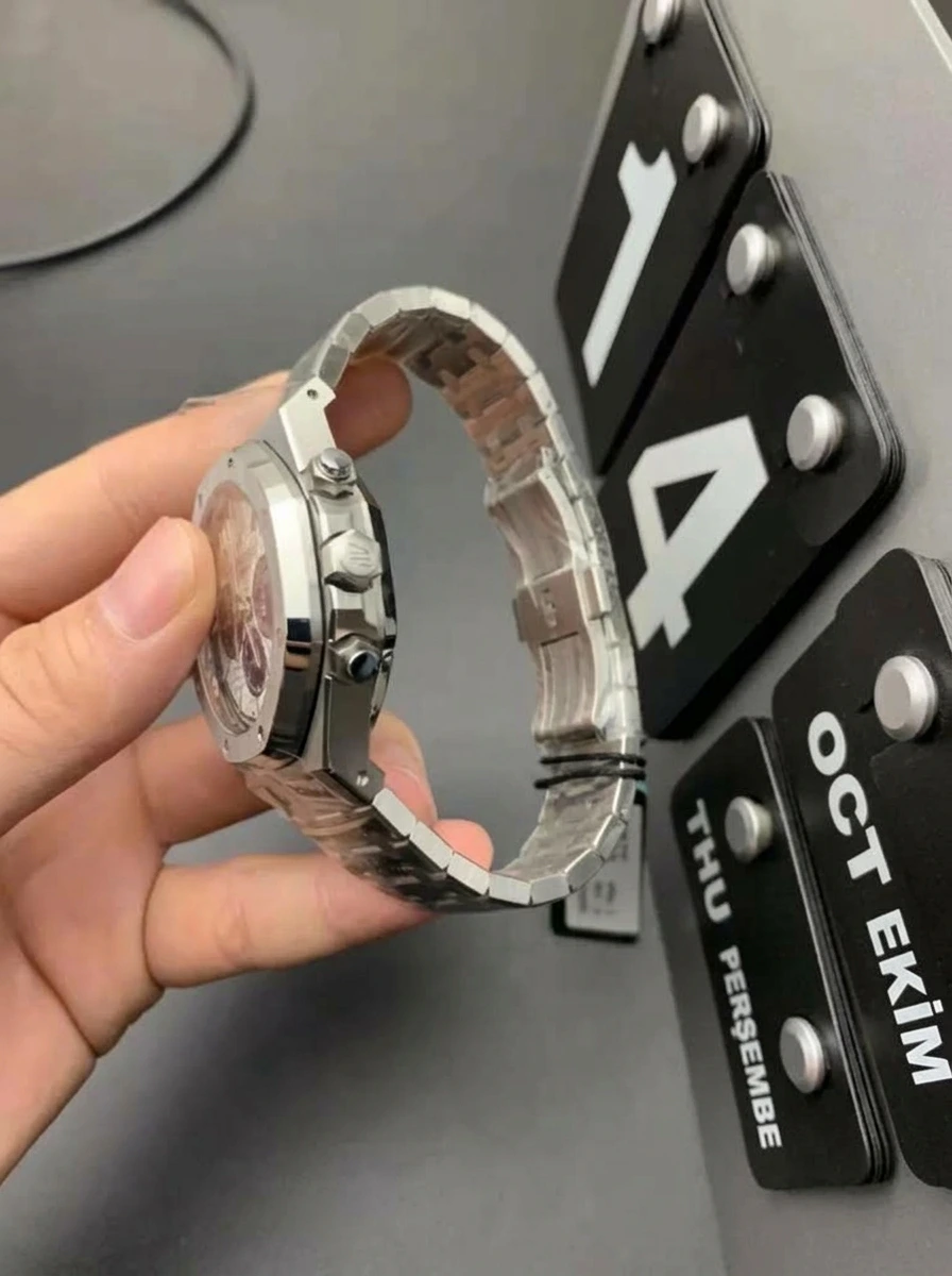 Audemars Piguet Royal Oak Kronograf Beyaz Kurma Kolu