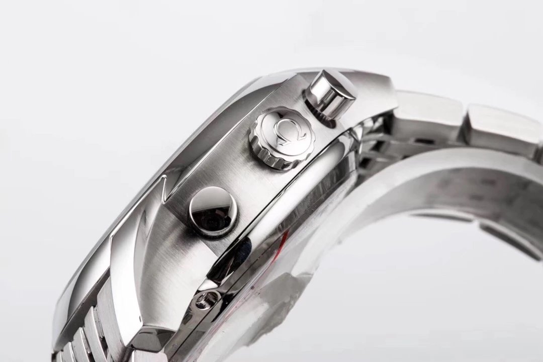 Replika Omega De Ville Kronograf Butonları