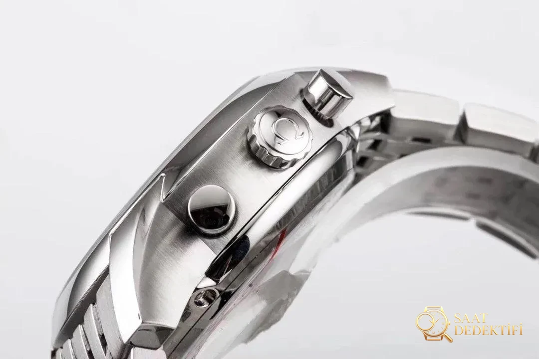 Réplique Omega De Ville Chronographe Poussoirs