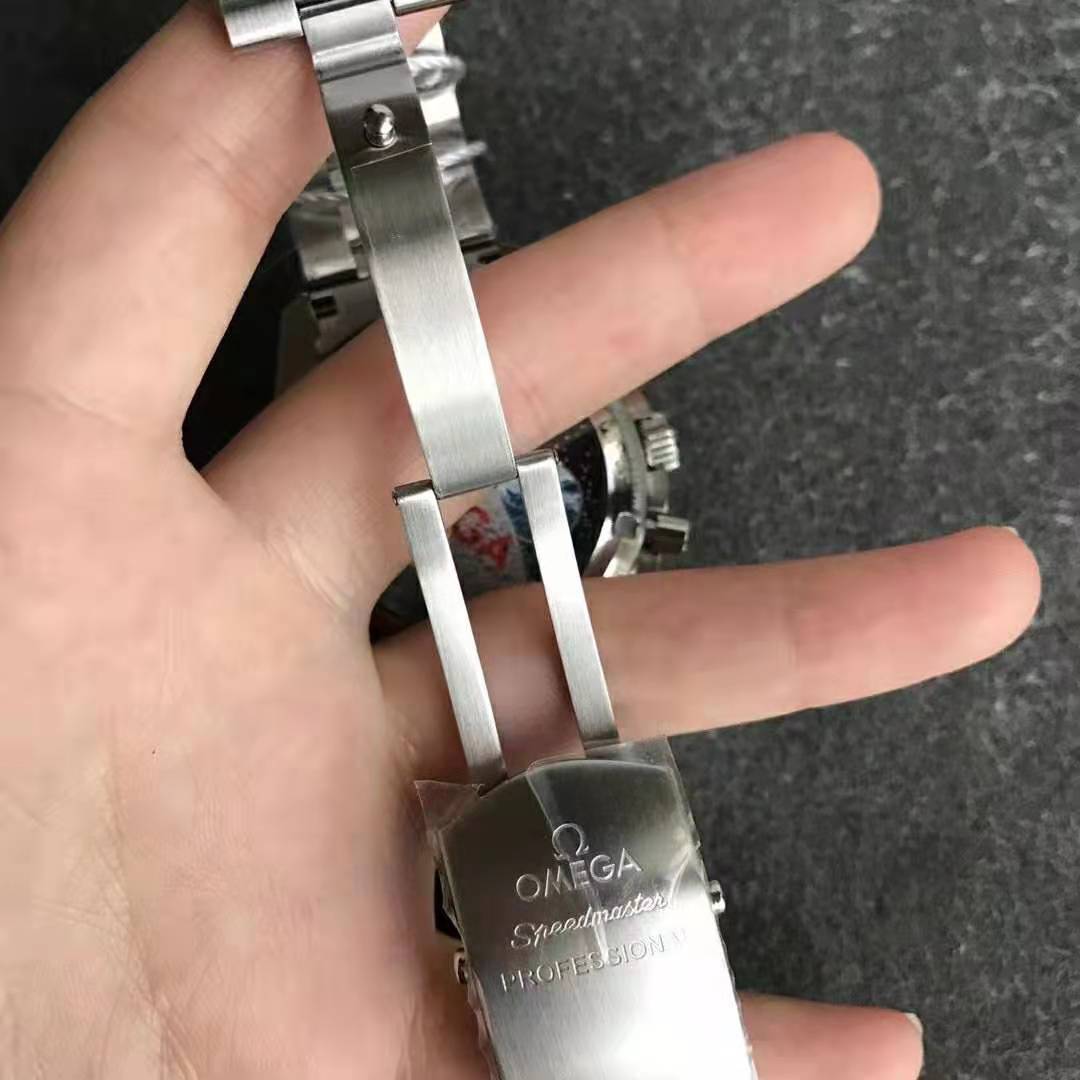 Omega Speedmaster Snoopy Kapama Tokası