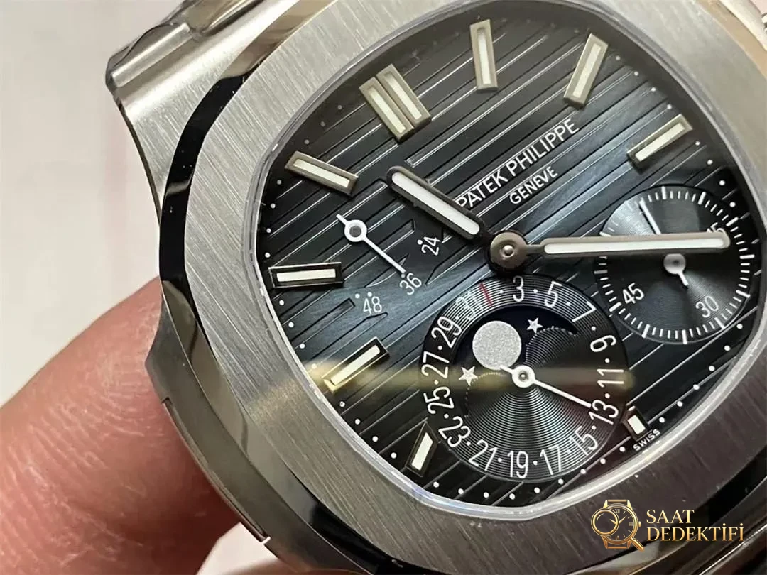 OME Factory Patek Philippe 5712 Nautilus tam modifiyeli, tek seferde bitmiş üst düzey versiyon - Bilekte Duruş ve Kasa Orantısı