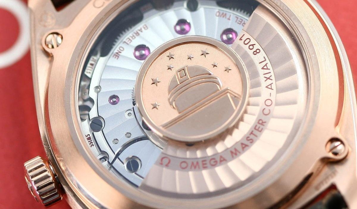 Omega Constellation Quartz VS Automatic