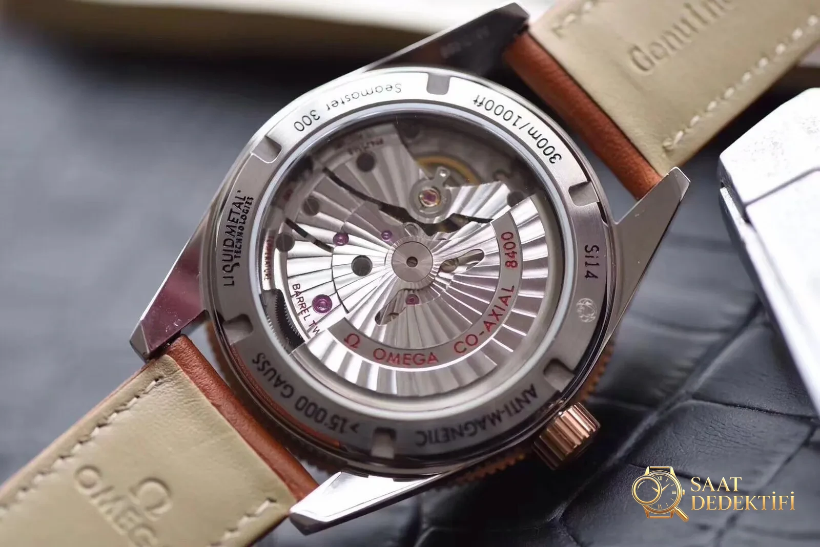 Citizen 8215