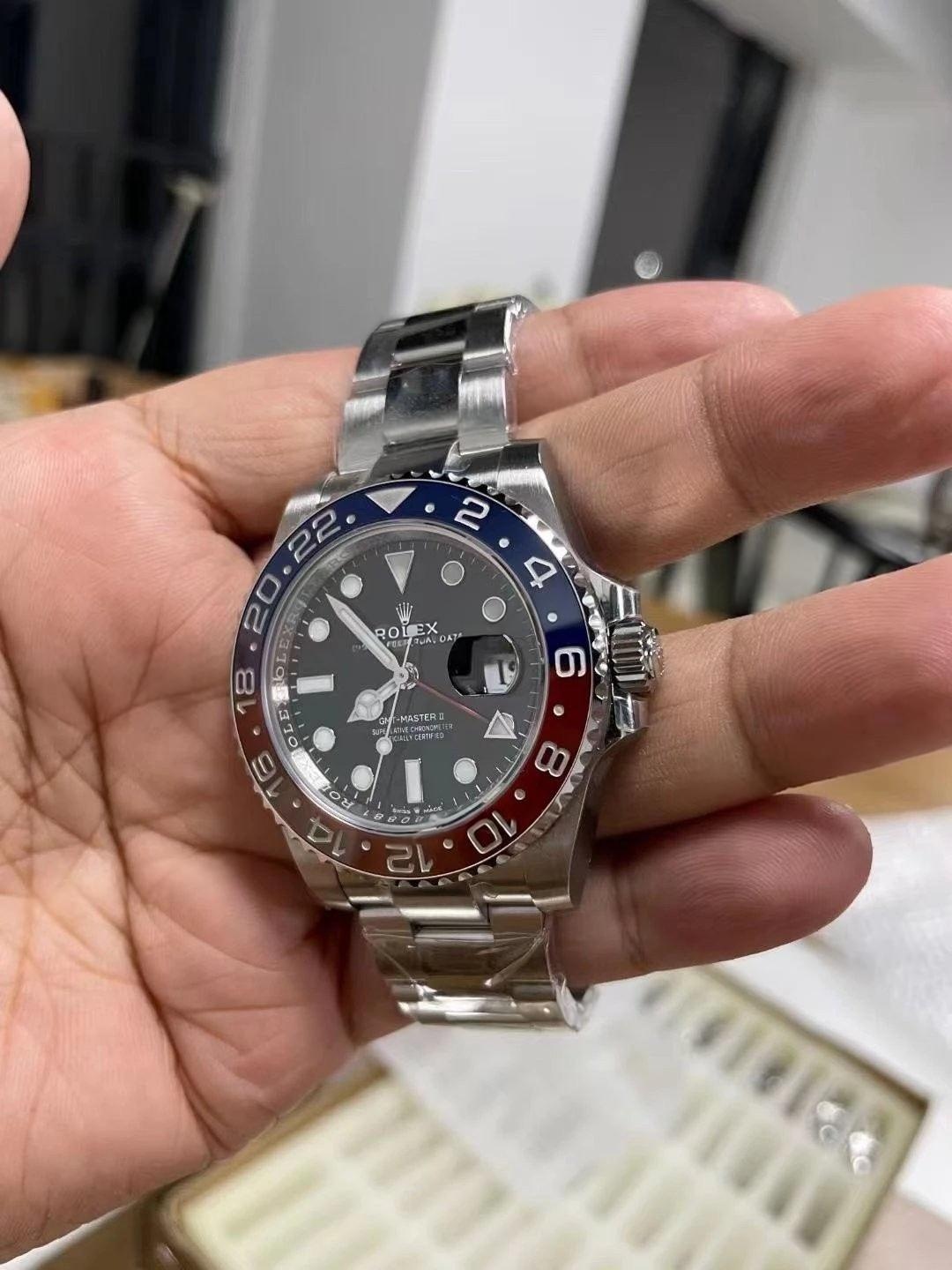 Ön Tanıtım: Clean Rolex GMT Cola bezel - kırmızı-mavi bezel - mavi-siyah bezelde renk farkı var mı? — 9. fotoğraf